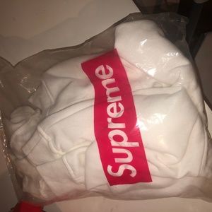 supreme hoodie